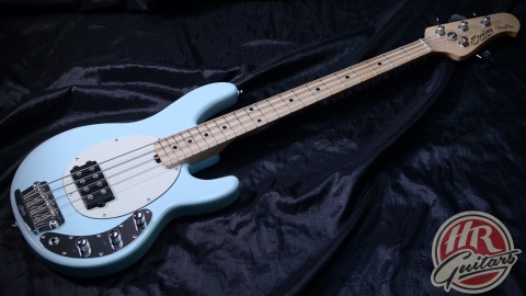 STERLING Stingray SS4 short scale, . .